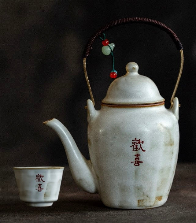 Blessings in Every Sip — Handmade Jingdezhen Teacup & Handle Teapot Sets