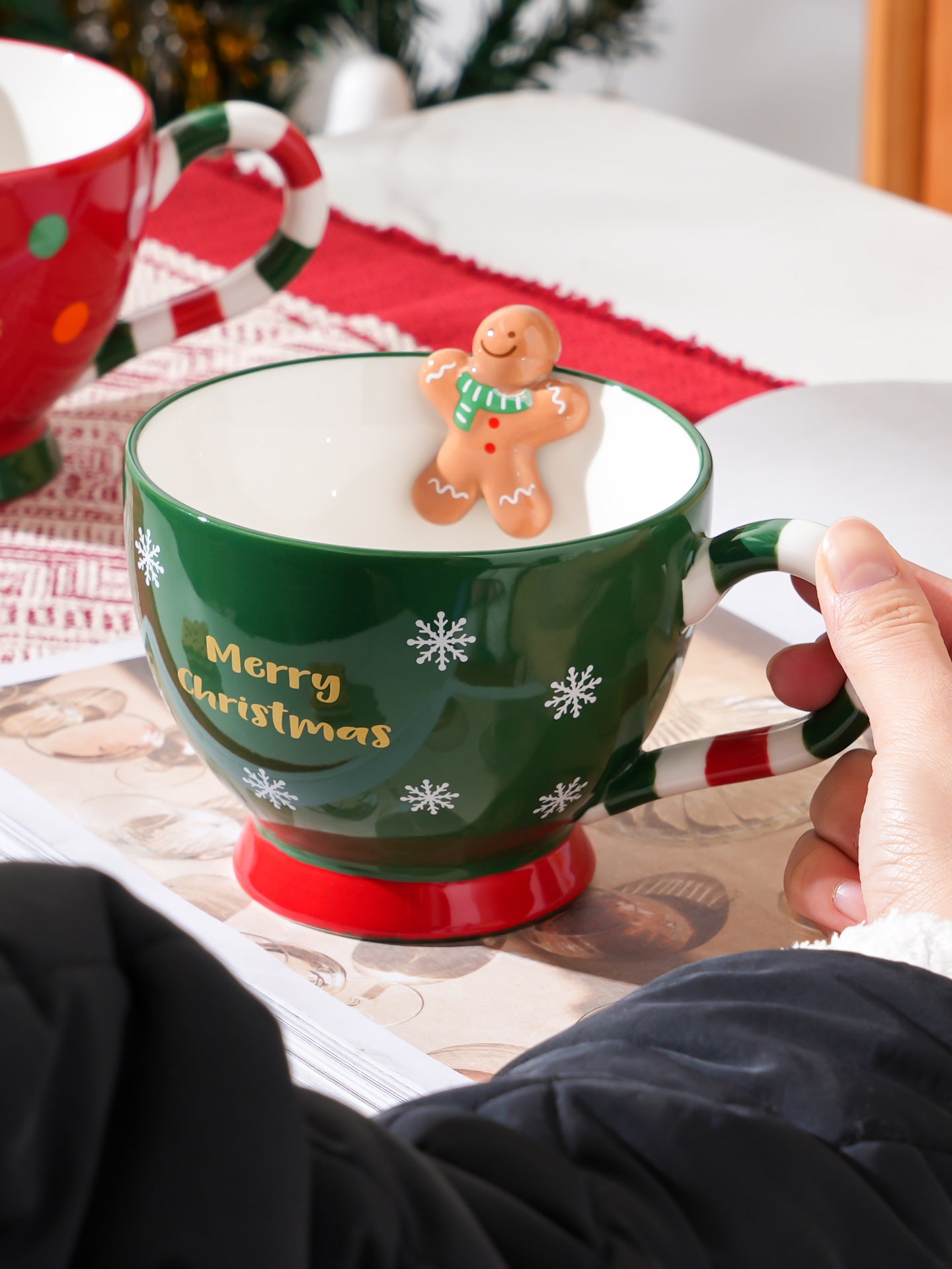 Festive Mornings – Handcrafted Christmas Mug Gift Set
