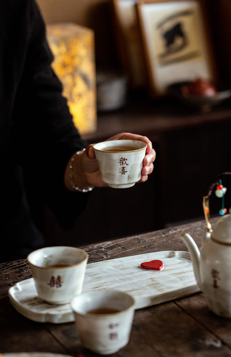 Blessings in Every Sip — Handmade Jingdezhen Teacup & Handle Teapot Sets