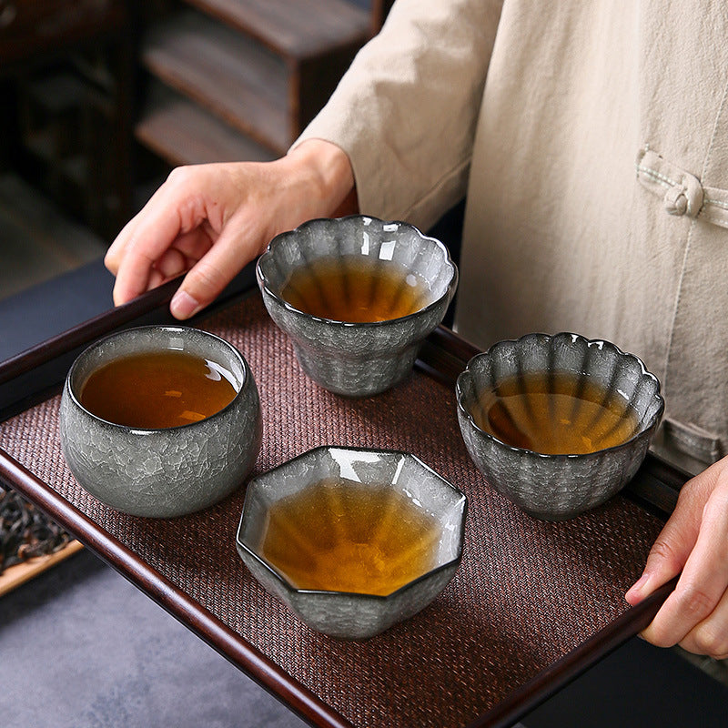 Frozen Bloom – Handcrafted Porcelain Tea Cup & Gift Set