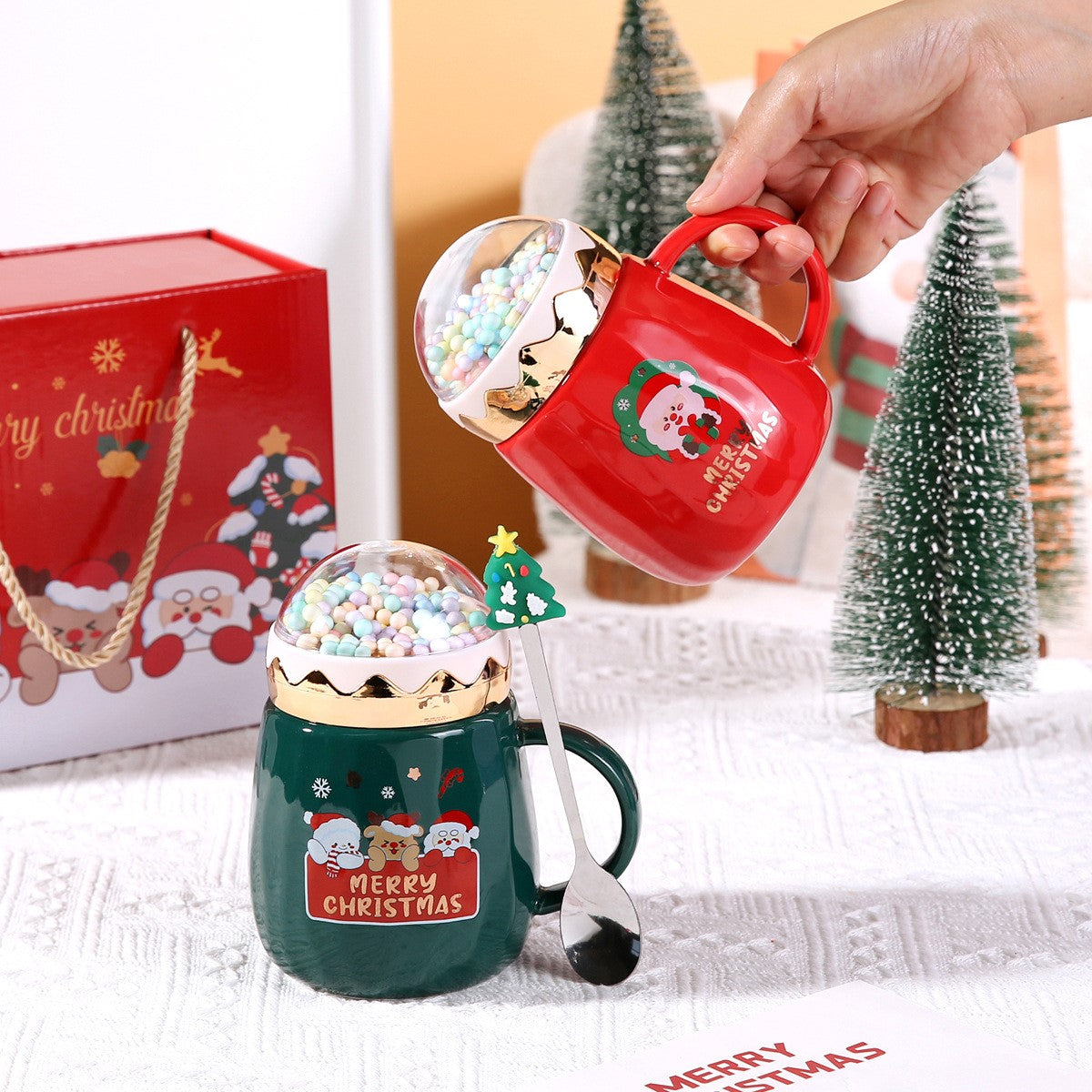 Snowglobe Magic – Handcrafted Christmas Ceramic Mug with Lid & Spoon Gift Set