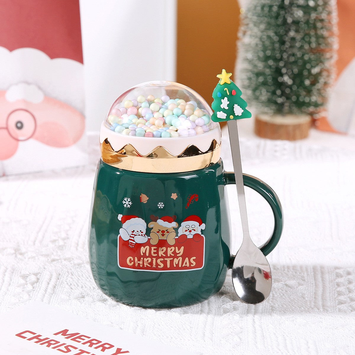 Snowglobe Magic – Handcrafted Christmas Ceramic Mug with Lid & Spoon Gift Set