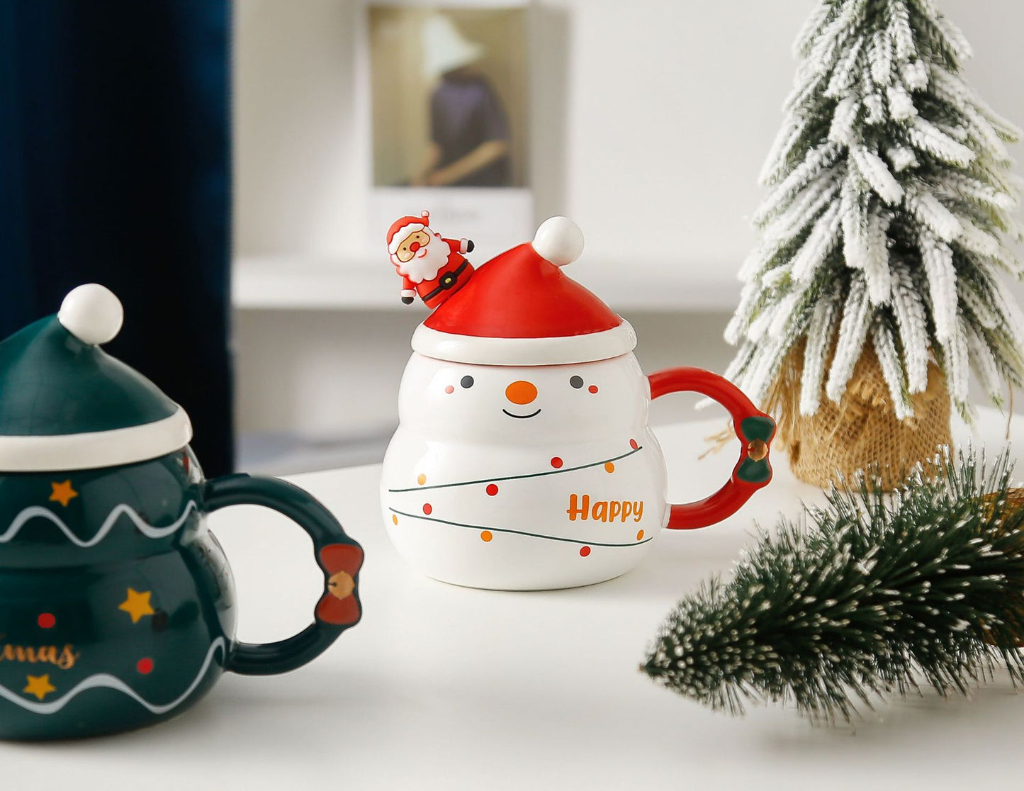 Holiday Cheer – Handcrafted Christmas Ceramic Mug with Lid & Spoon