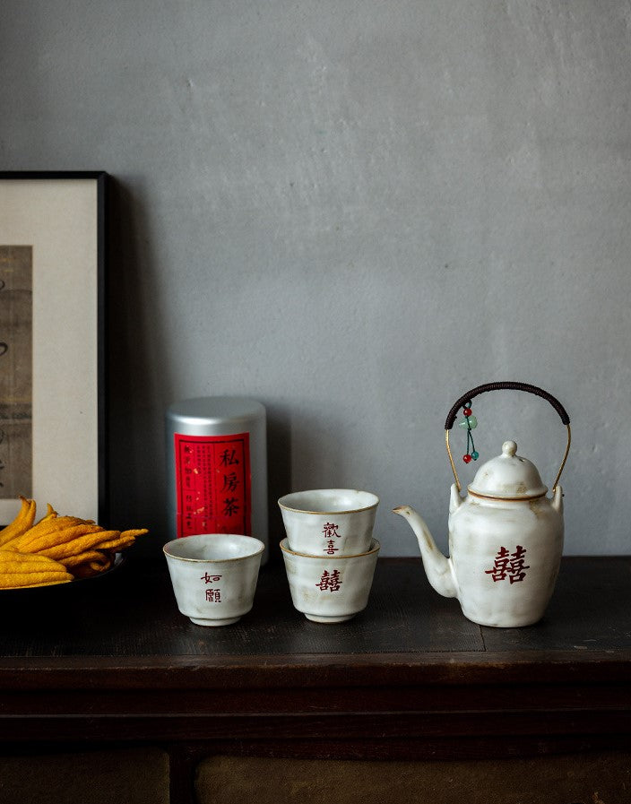 Blessings in Every Sip — Handmade Jingdezhen Teacup & Handle Teapot Sets