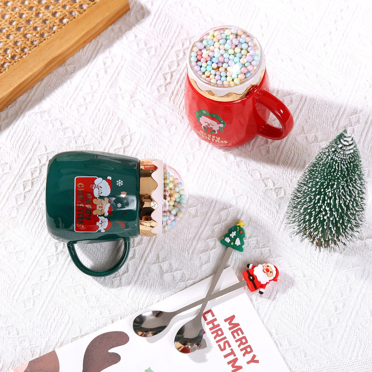 Snowglobe Magic – Handcrafted Christmas Ceramic Mug with Lid & Spoon Gift Set