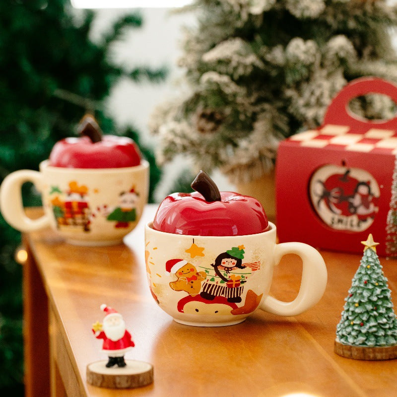 Festive Apple Charm – Handcrafted Christmas Ceramic Mug with Lid Gift Cup