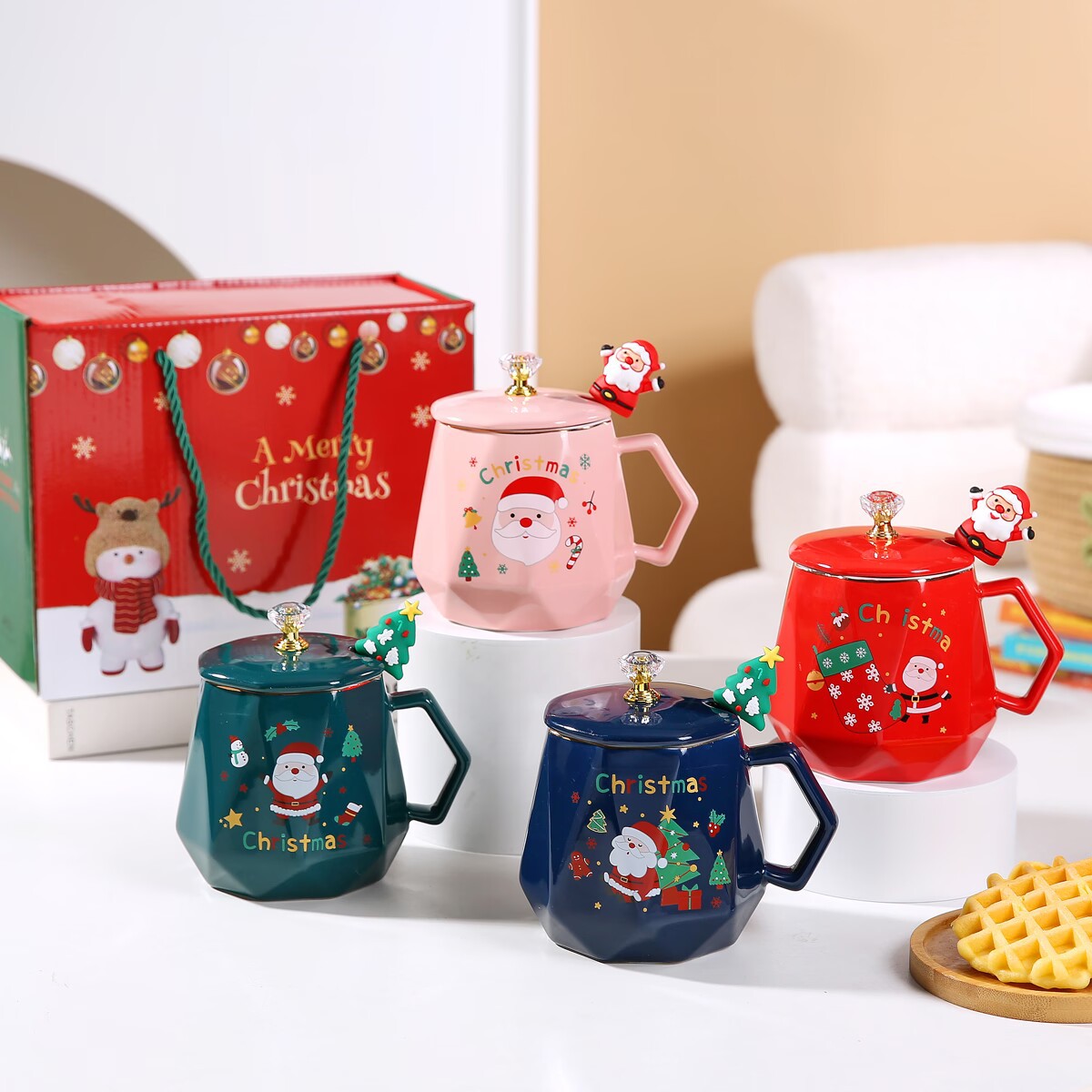 Santa Joy Charm – Handcrafted Christmas Ceramic Mug with Lid & Spoon Gift Box