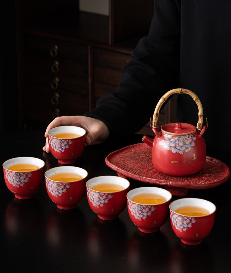 Hundred Years of Harmony — Jingdezhen Porcelain Tea Set · 7-Piece Lotus Gift Box