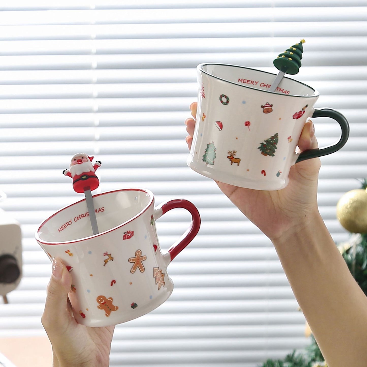 Holiday Cheer Charm – Handcrafted Christmas Ceramic Mug with Lid & Spoon Gift Cup