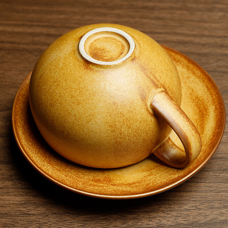 Amber Nest – Handcrafted Egg-Shaped Ceramic Coffee Cup with Saucer
