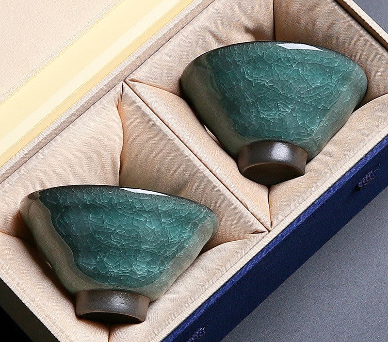 Frozen Bloom – Handcrafted Porcelain Tea Cup & Gift Set