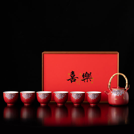 Hundred Years of Harmony — Jingdezhen Porcelain Tea Set · 7-Piece Lotus Gift Box