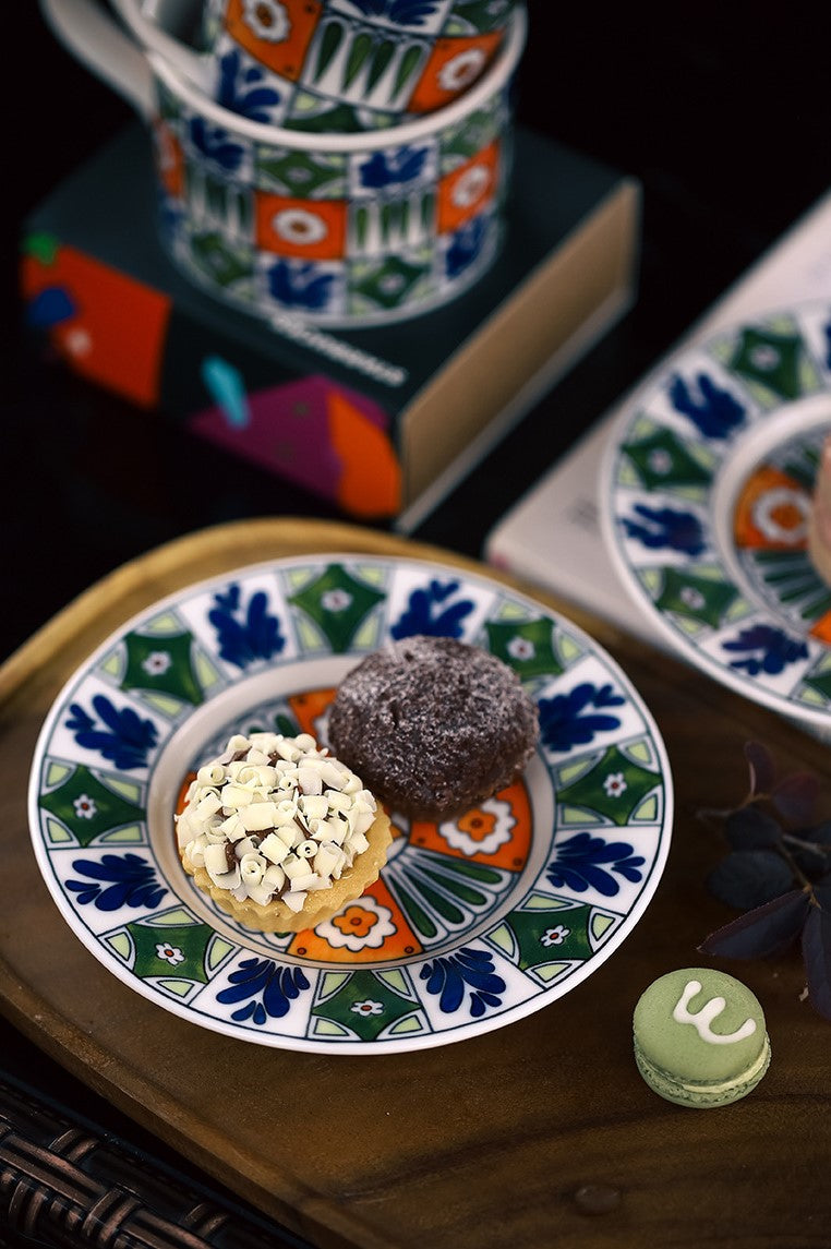 Handcrafted Jingdezhen porcelain coffee mug, minimalist handmade ceramic cup for everyday rituals — Solmira Living